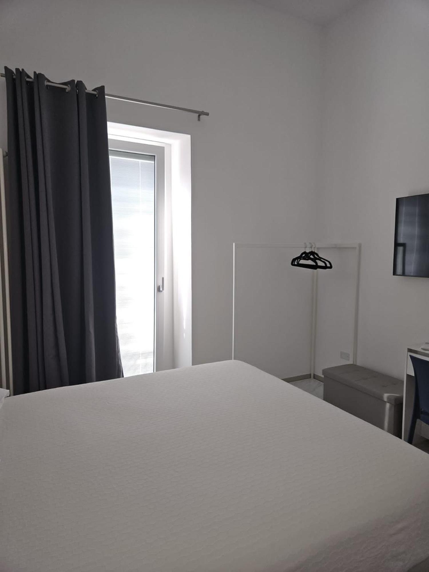 Ruffini Rooms แตร์โมลิ ภายนอก รูปภาพ